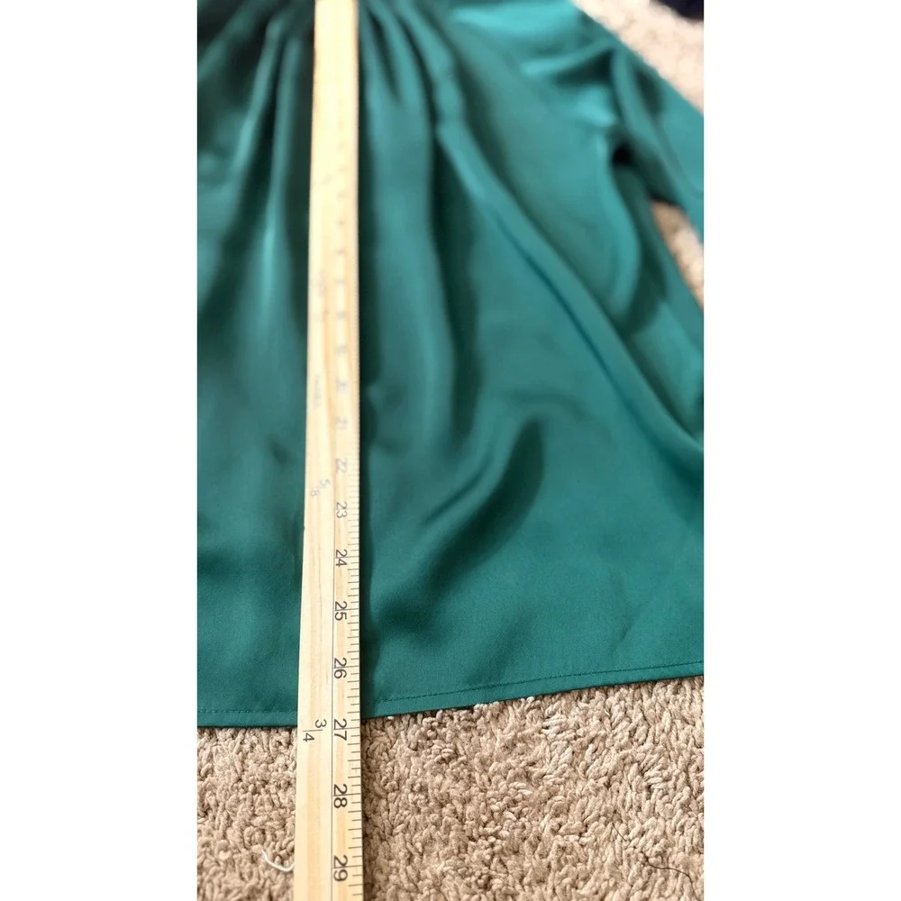 Tess Paris-Milano Emerald Green Satin Mock Neck Ruched Cuff Blouse Vintage HH23 - Picture 2 of 6
